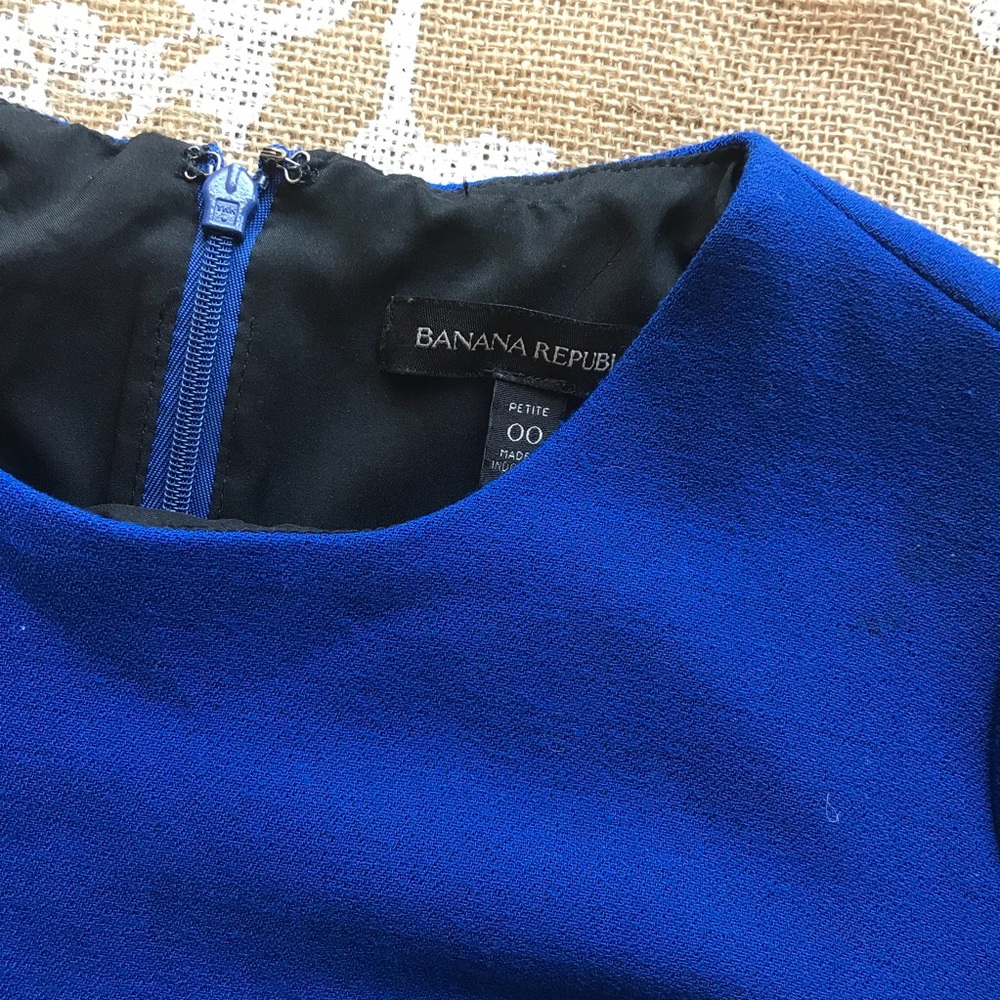 Banana Republic Double Face Scalloped Waist Dress - Picture 8 of 8